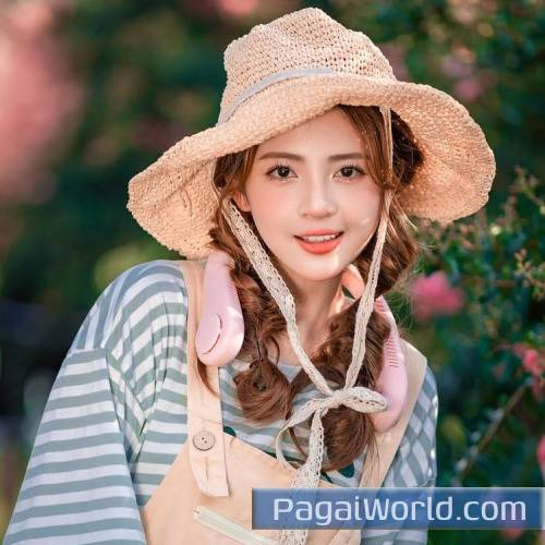 Banke Hawa Mein Bezubaan Mein   Reels Poster